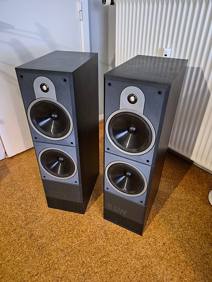 Product image 1 of 5