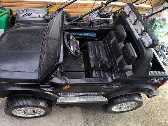 Product image 1 of 10