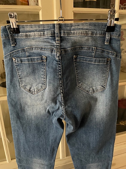 Product image 7 of 19