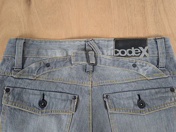 Product image 11 of 15