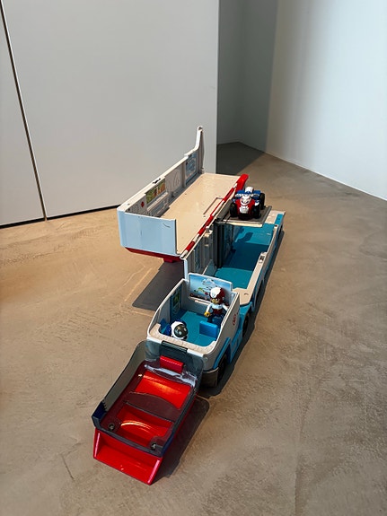 Product image 6 of 9