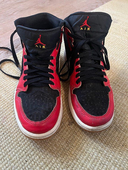 Product image 1 of 3