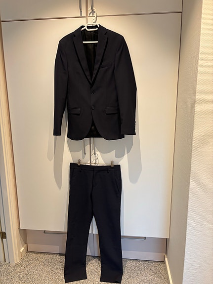 Product image 1 of 7