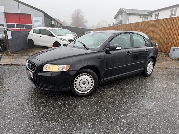 Volvo S40