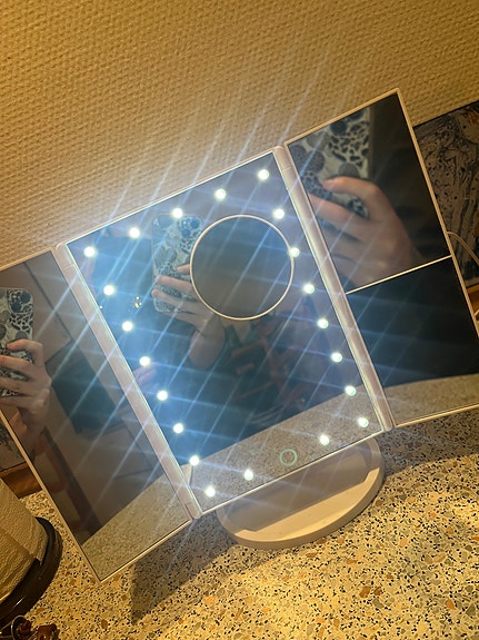 Product image 1 of 4