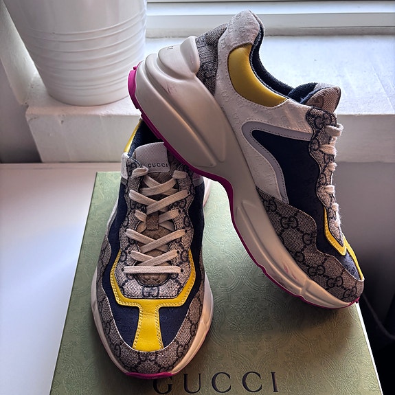 Product image 3 of 9