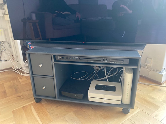 Product image 1 of 4