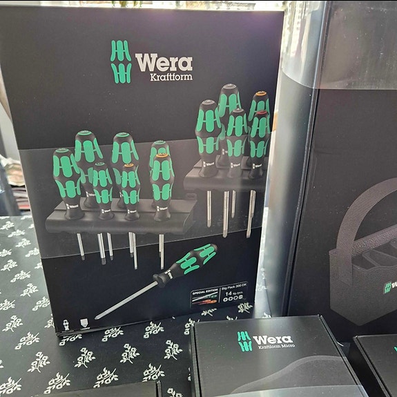 Product image 2 of 7