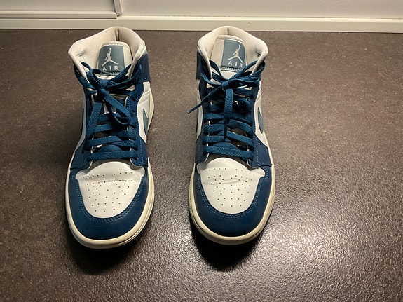 Product image 1 of 4