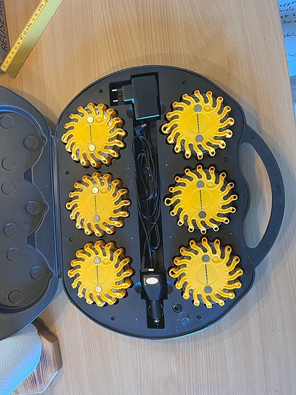 Product image 1 of 4