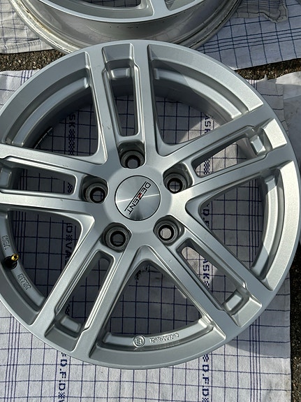 Product image 7 of 9