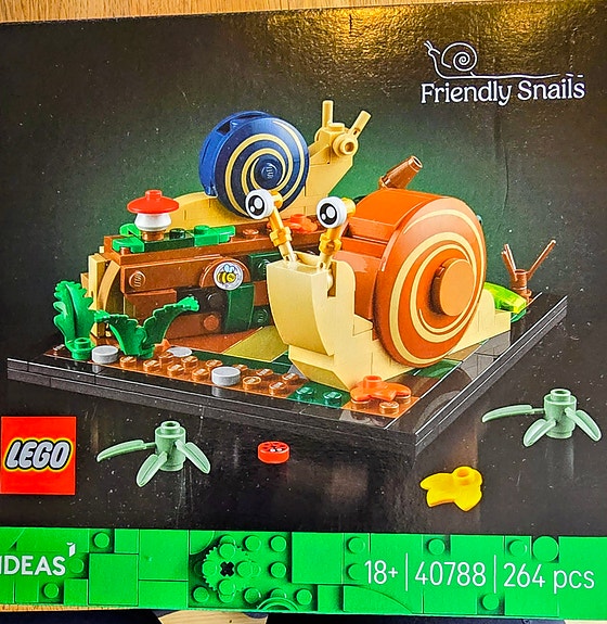 Product image 1 of 2