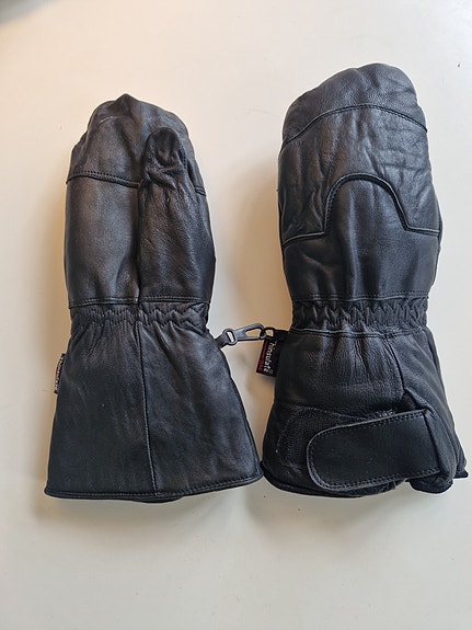 Product image 1 of 3