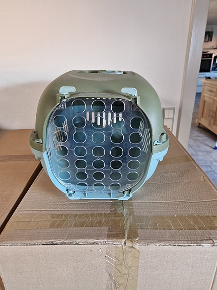 Product image 1 of 3