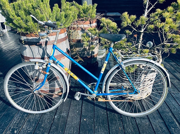 Product image 2 of 9