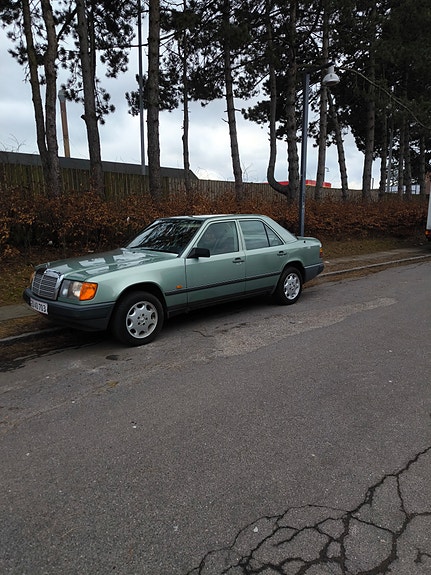 Mercedes 260 E – billede 2