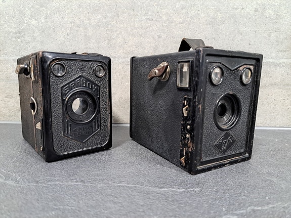 Product image 1 of 2