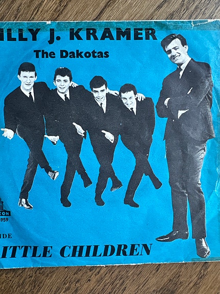 Product image 1 of 3