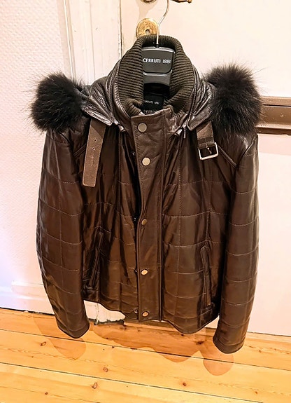 Product image 1 of 10