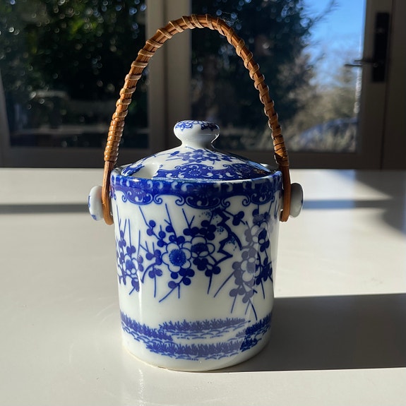 Product image 1 of 8