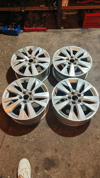 Product image 2 of 9