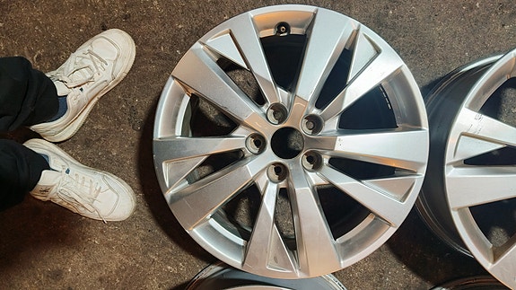 Product image 6 of 9