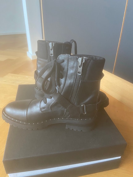 Product image 14 of 19