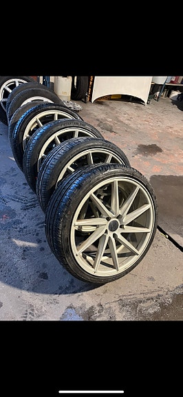 Product image 1 of 7