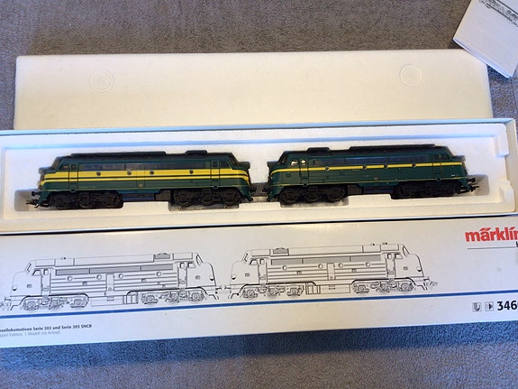 Product image 1 of 10