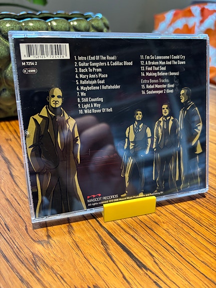 Product image 2 of 2