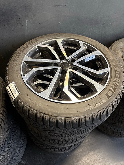 Product image 1 of 6