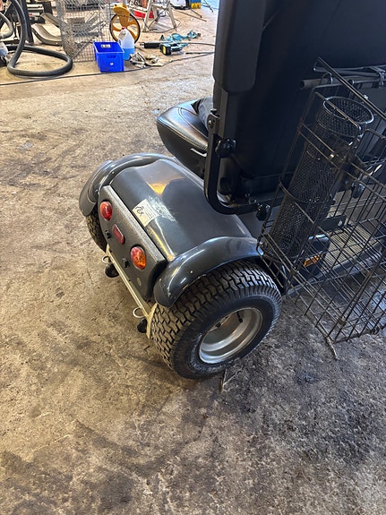 Product image 9 of 10