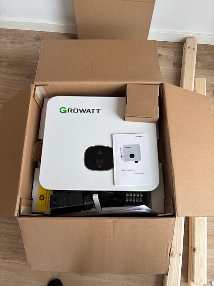 Product image 1 of 3