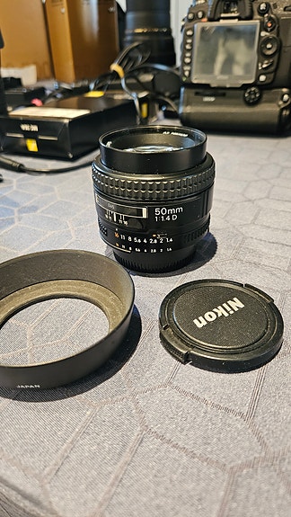 Product image 1 of 4