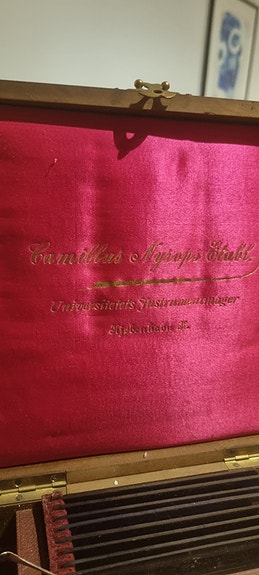 Product image 4 of 9