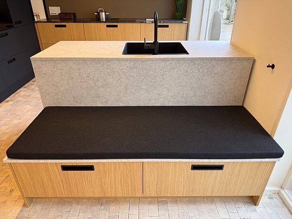 Product image 1 of 10