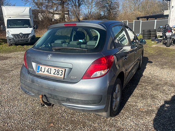Peugeot 207