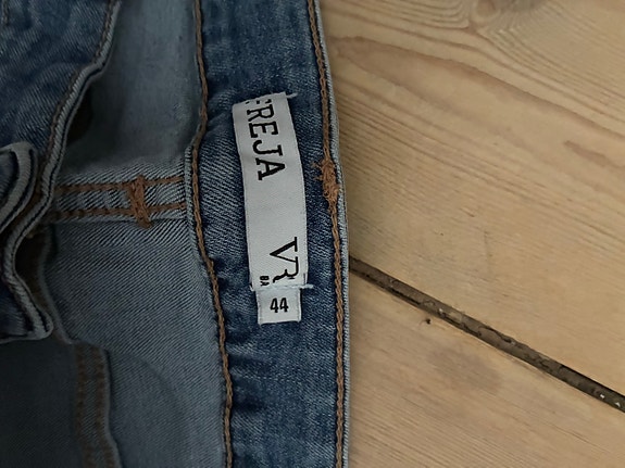 Product image 6 of 20