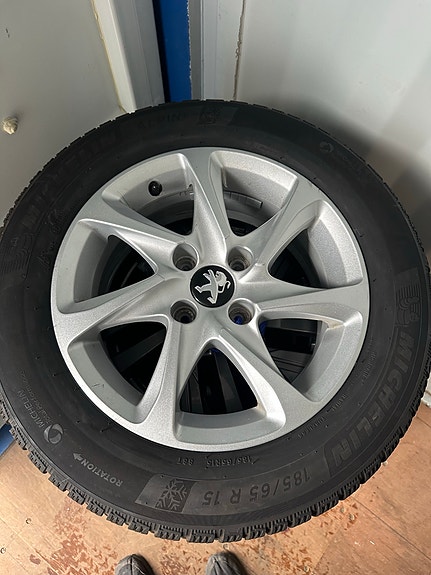 Product image 1 of 7