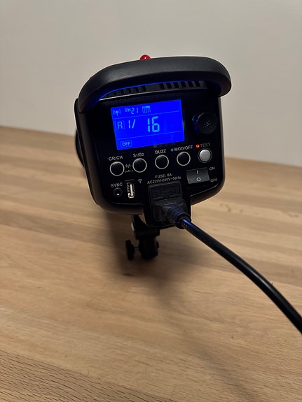 Product image 2 of 5