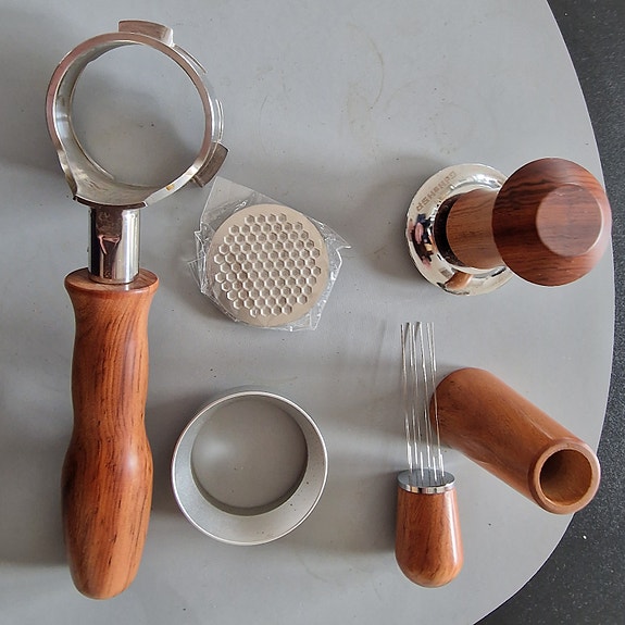 Product image 1 of 2