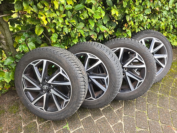 Product image 1 of 9