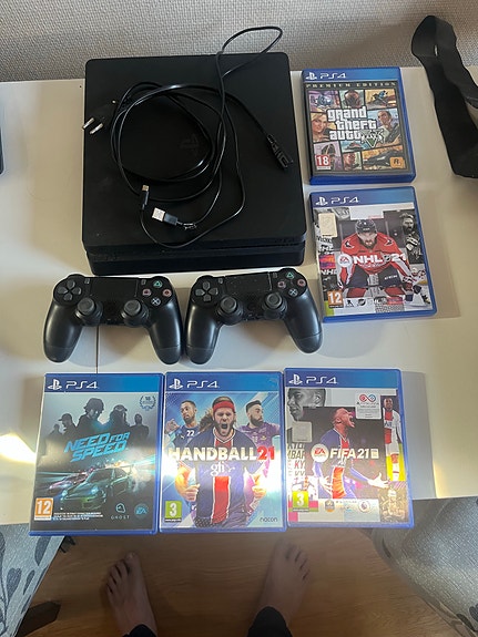 Product image 1 of 2