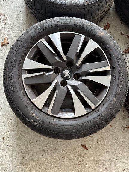 Product image 3 of 9