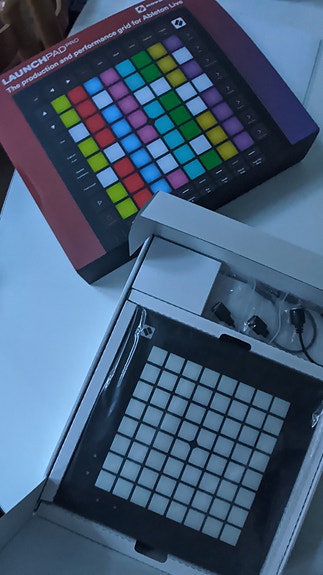 Product image 1 of 2