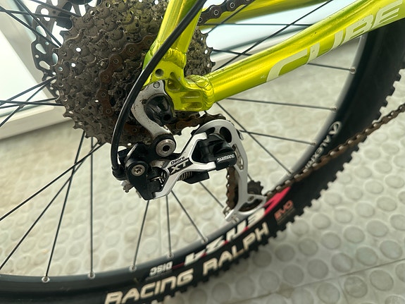 Product image 2 of 9