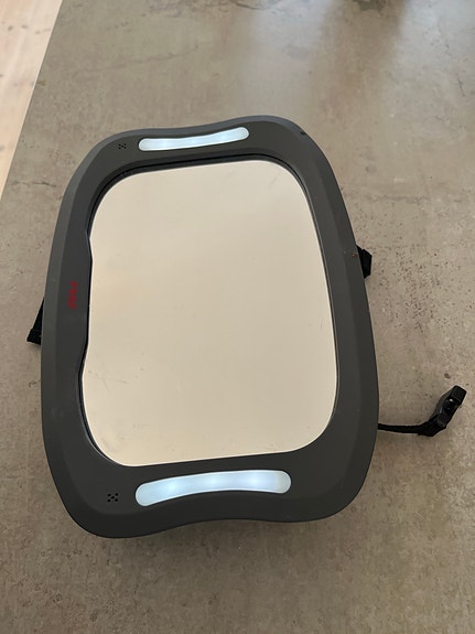 Product image 1 of 3