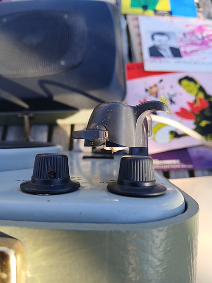 Product image 8 of 9