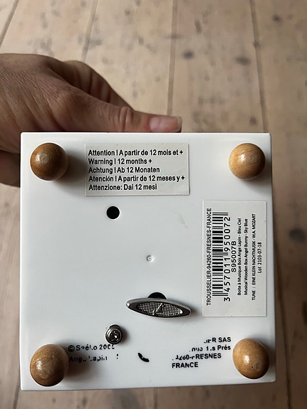 Product image 3 of 3