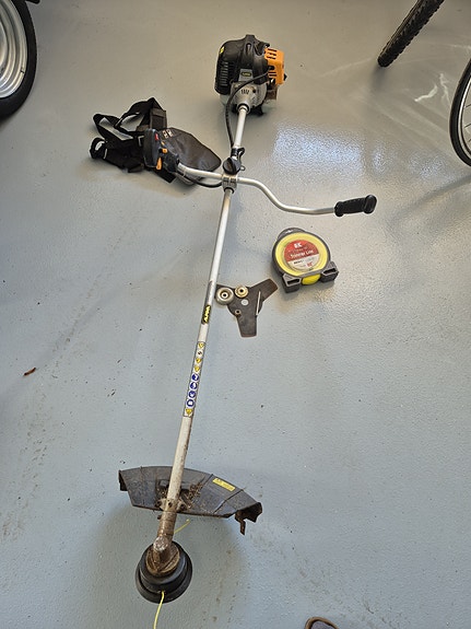 Product image 1 of 2